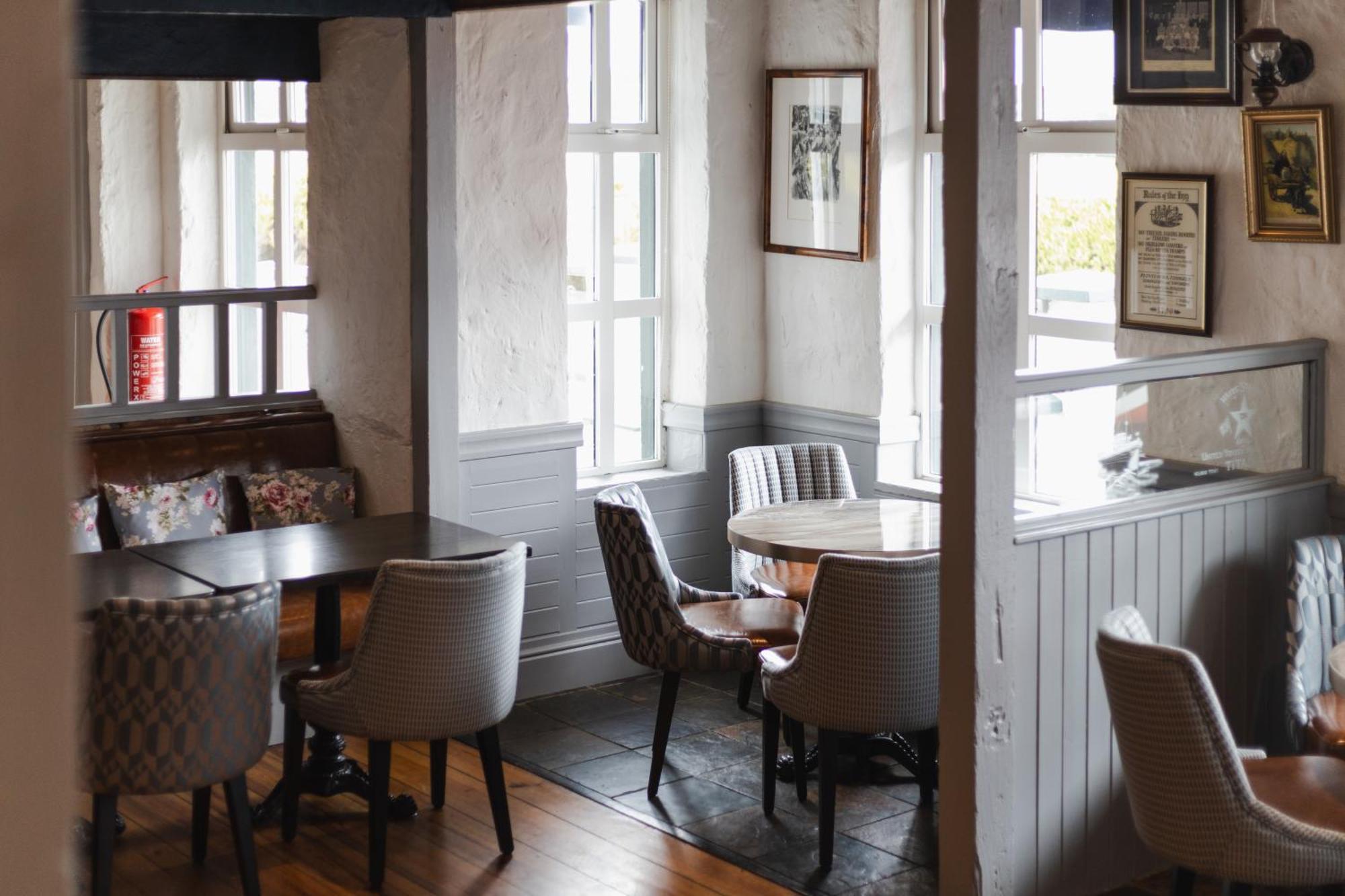 Gray'S At Bushmills Hotel ภายนอก รูปภาพ