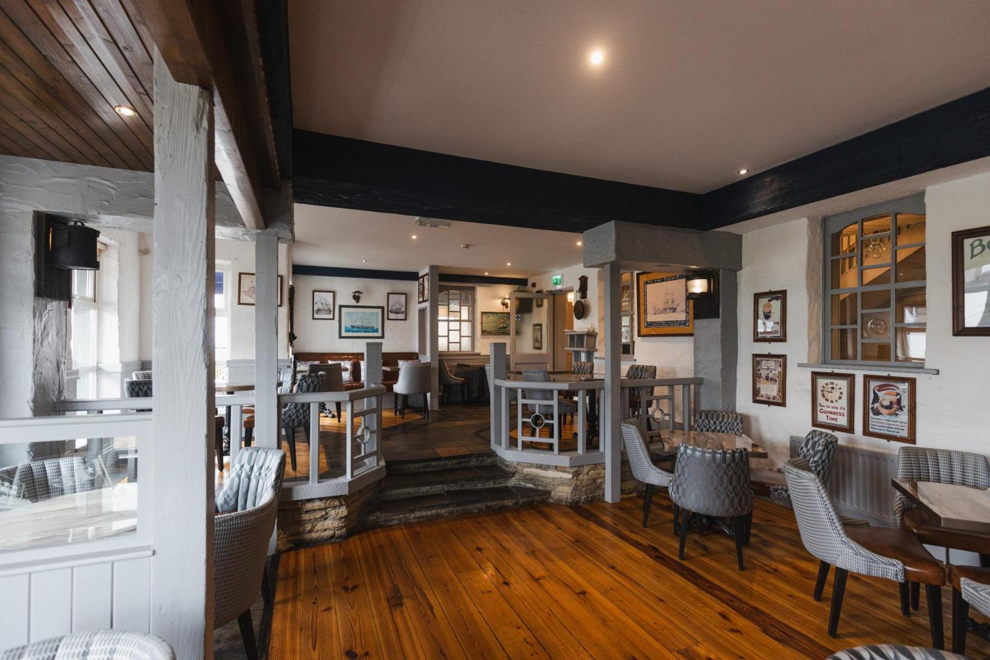 Gray'S At Bushmills Hotel ภายนอก รูปภาพ